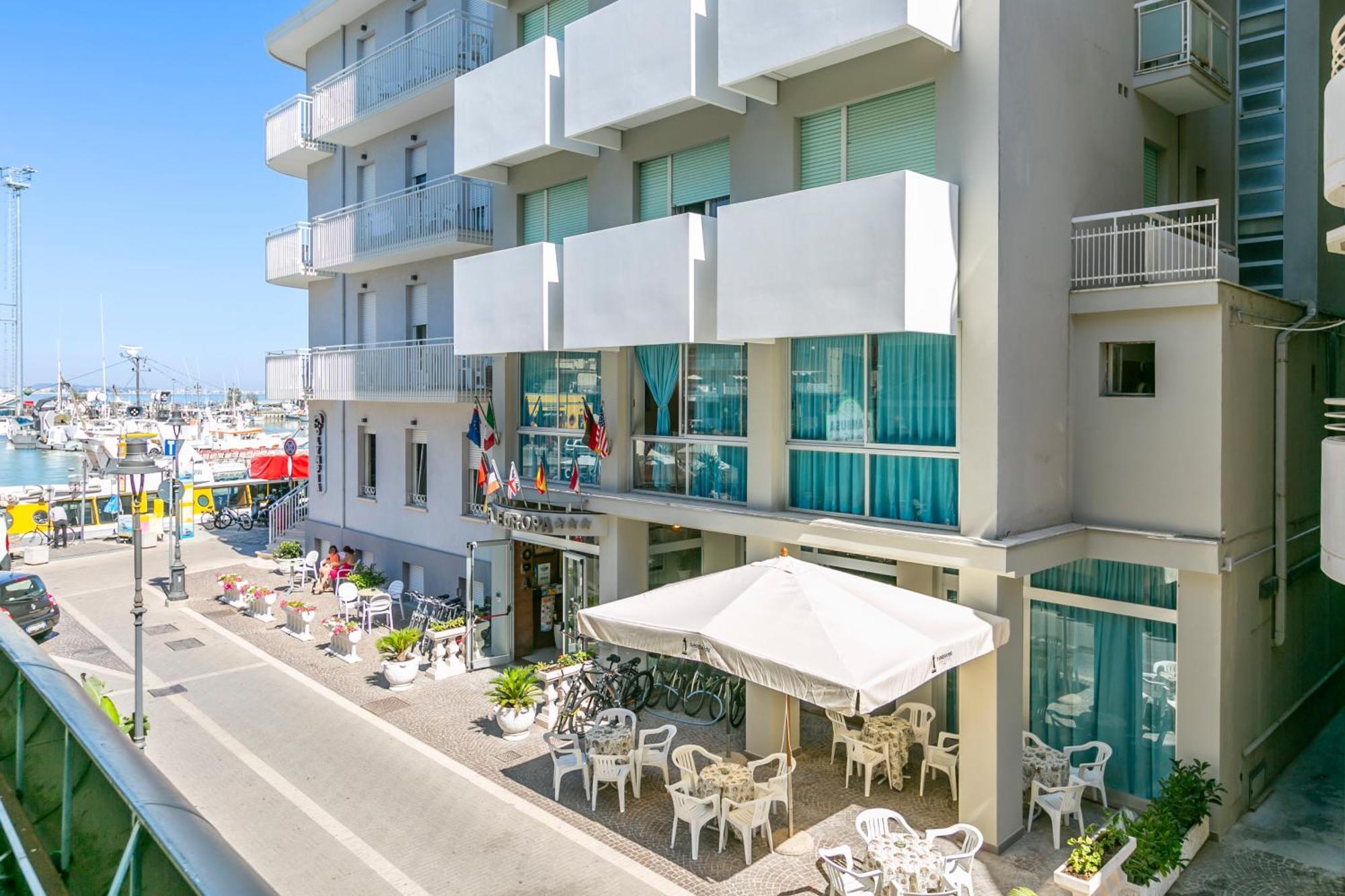 Hotel Europa Gabicce Mare Exterior foto